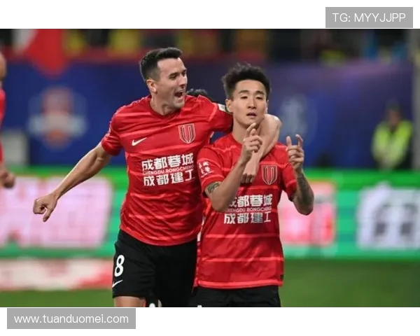 周定洋:首个亚冠主场胜利带来3分 我们在亚洲赛场展现自我风采 周定洋:首个亚冠主场胜利带来3分 我们在亚洲赛场展现自我风采