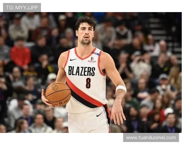 阿夫迪亚手感低迷半场三分全失仍砍下八分三板三助苦撑球队